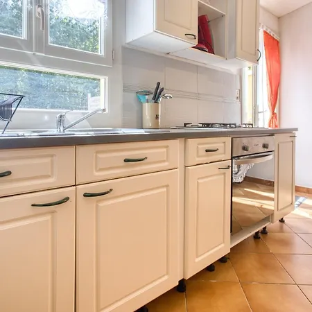 Holiday home Les Pialades - *